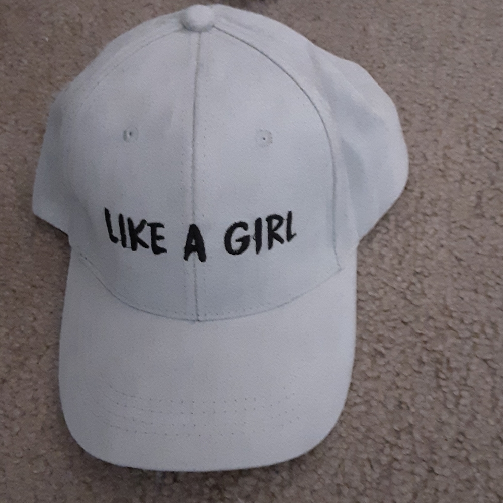 Girl's  cap